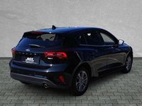 Gebraucht Ford Focus Titanium 125 PS (91 kW) 2023 Agate black metallic Limousine