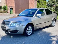 Używany Skoda Superb Elegance 193 KM (141 kW) 2005 Złoty Sedan/Limuzyna