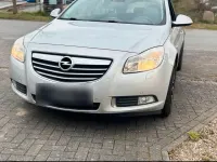Gebraucht Opel Insignia 150 PS (110 kW) 2010 Silber Kombi