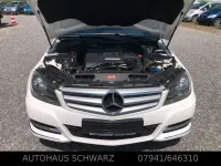 Gebraucht Mercedes C180 156 PS (114 kW) 2014 Weiß Limousine