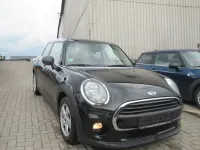 Używany Mini ONE 75 KM (55 kW) 2017 Czarny Hatchback