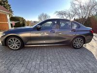 Gebraucht BMW 320 Advantage 190 PS (139 kW) 2019 Grau Limousine