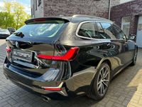 gebraucht BMW 330 d xDrive Luxury Line°Head°Laser°Live Co.Prof