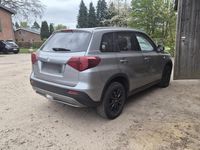 Gebraucht Suzuki Vitara 140 PS (102 kW) 2018 Silber SUV