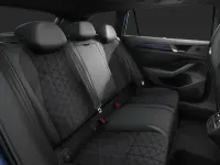 Gebraucht VW Passat R-line 177 PS (130 kW) 2025 Blau Kombi