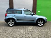 gebraucht Skoda Yeti Elegance Plus Edition 4x4*1.Hd*NAVI*XENON*PANO*AHK