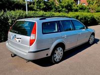 Gebraucht Ford Mondeo 170 PS (125 kW) 2001 Silber Kombi