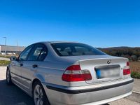 Gebraucht BMW 320 150 PS (110 kW) 2004 Silber Limousine
