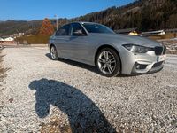 Gebraucht BMW 318 143 PS (105 kW) 2014 Grau Limousine