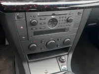 Second-hand Opel Signum 155 CP (114 kW) 2003 Negru Hatchback