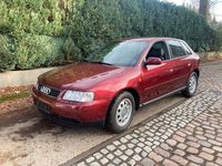 Gebraucht Audi A3 Sport 102 PS (75 kW) 2000 Rot Kleinwagen