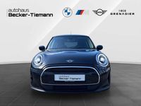 Używany Mini Cooper Essential 136 KM (100 kW) 2023 Czarny Hatchback