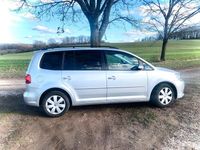 Gebraucht VW Touran 140 PS (102 kW) 2012 Silber Van / Kleinbus