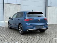 Gebraucht VW Golf VIII 150 PS (110 kW) 2025 Blau Kleinwagen