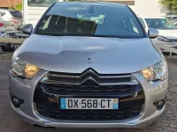Gebraucht Citroën DS4 So Chic 120 PS (88 kW) 2015 Lackierun aluminiumgrau/meta Kleinwagen
