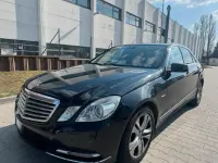 Second-hand Mercedes E220 170 CP (125 kW) 2011 Negru Berlinǎ