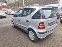 Usado Mercedes A140 Classic 82 HP (60 kW) 2004 Prateado Sedan