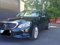 Gebraucht Mercedes E220 170 PS (125 kW) 2014 Schwarz Kombi
