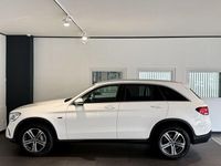 Gebraucht Mercedes GLC300e 306 PS (225 kW) 2021 Weiß SUV