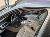 Gebraucht BMW 530 235 PS (172 kW) 2008 Silber Limousine