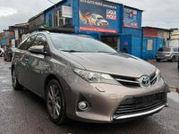 Gebraucht Toyota Auris Hybrid 136 PS (100 kW) 2014 Silber Kombi