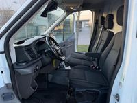 Gebraucht Ford Transit Trend 185 PS (136 kW) 2020 Weiß Limousine