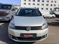 Gebraucht VW Golf VI Team 122 PS (89 kW) 2011 Silver leaf white gold Kleinwagen