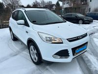 Gebraucht Ford Kuga Trend 140 PS (102 kW) 2014 Weiß SUV
