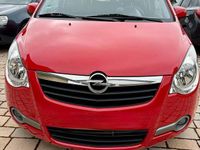 Gebraucht Opel Agila 68 PS (50 kW) 2013 Rot Kleinwagen