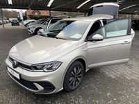 Gebraucht VW Polo Move 95 PS (69 kW) 2024 Ivory silver Limousine