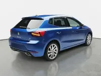 Neu Seat Ibiza FR 116 PS (85 kW) 2025 Blau Limousine