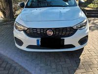 Gebraucht Fiat Tipo 95 PS (69 kW) 2017 Weiß Limousine