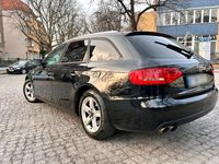 Gebraucht Audi A4 140 PS (102 kW) 2010 Schwarz Kombi