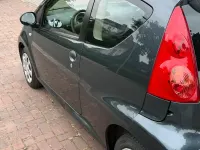 Gebraucht Peugeot 107 67 PS (49 kW) 2010 Grau Kleinwagen