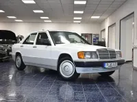 Gebraucht Mercedes 190 75 PS (55 kW) 1989 Weiß Limousine