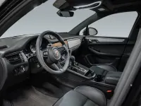 Gebraucht Porsche Macan GTS Sport 441 PS (324 kW) 2024 Schwarz SUV