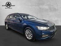 Gebraucht VW Passat Business 150 PS (110 kW) 2022 Blau Kombi