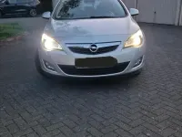 Gebraucht Opel Astra 140 PS (102 kW) 2011 Silber Kombi