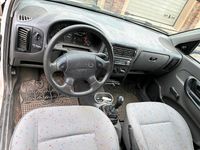 Gebraucht VW Caddy 60 PS (44 kW) 2003 Weiß Van / Kleinbus