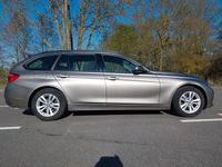 Gebraucht BMW 318 150 PS (110 kW) 2019 Gold Kombi