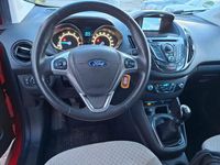 Gebraucht Ford Tourneo Courier Titanium 101 PS (74 kW) 2016 Race red Van / Kleinbus