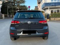 Gebraucht VW Golf VII 116 PS (85 kW) 2019 Grau Kleinwagen