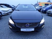Gebraucht Volvo V60 150 PS (110 kW) 2017 Blau Kombi