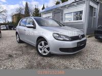 Gebraucht VW Golf VI 105 PS (77 kW) 2011 Silber Kleinwagen