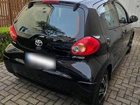 Gebraucht Toyota Aygo 68 PS (50 kW) 2007 Schwarz Kleinwagen