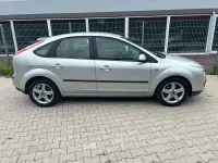 Gebraucht Ford Focus Fun X 101 PS (74 kW) 2007 Silber Limousine