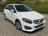 Gebraucht Mercedes B180 Style 122 PS (89 kW) 2017 Weiß Kleinwagen