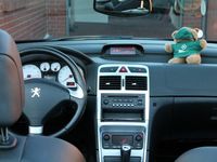 Gebraucht Peugeot 307 CC 190 PS (139 kW) 2006 Schwarz metallic Cabrio