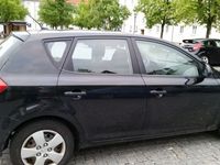 Gebraucht Kia Ceed 109 PS (80 kW) 2007 Schwarz Kleinwagen