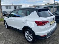 gebraucht Seat Arona 1.0 TSI FR DSG ACC Dach schwarz Kamera